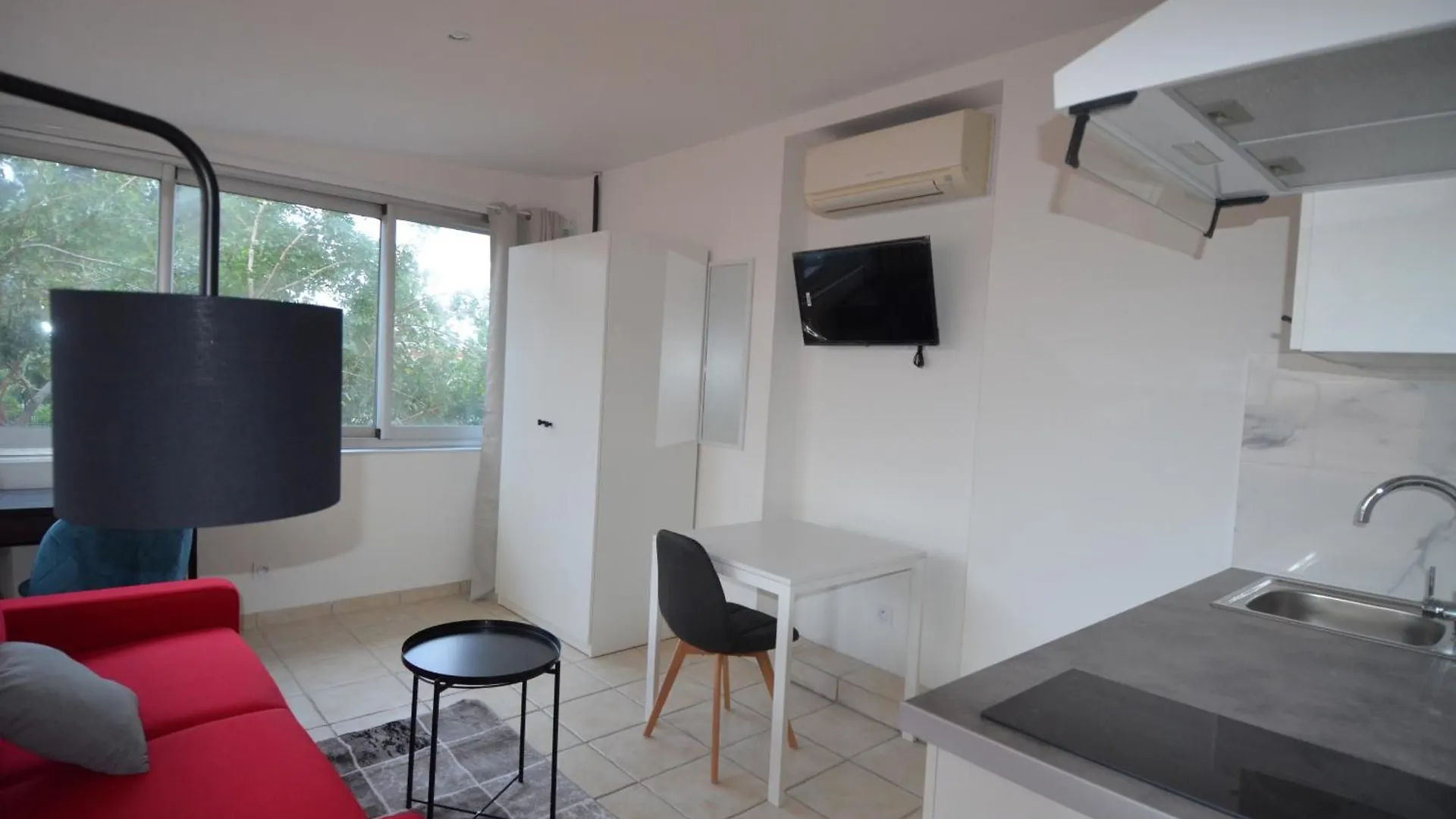 Appartement Studio Cassin - Next To Tramway Line 2 Near Airport Nice