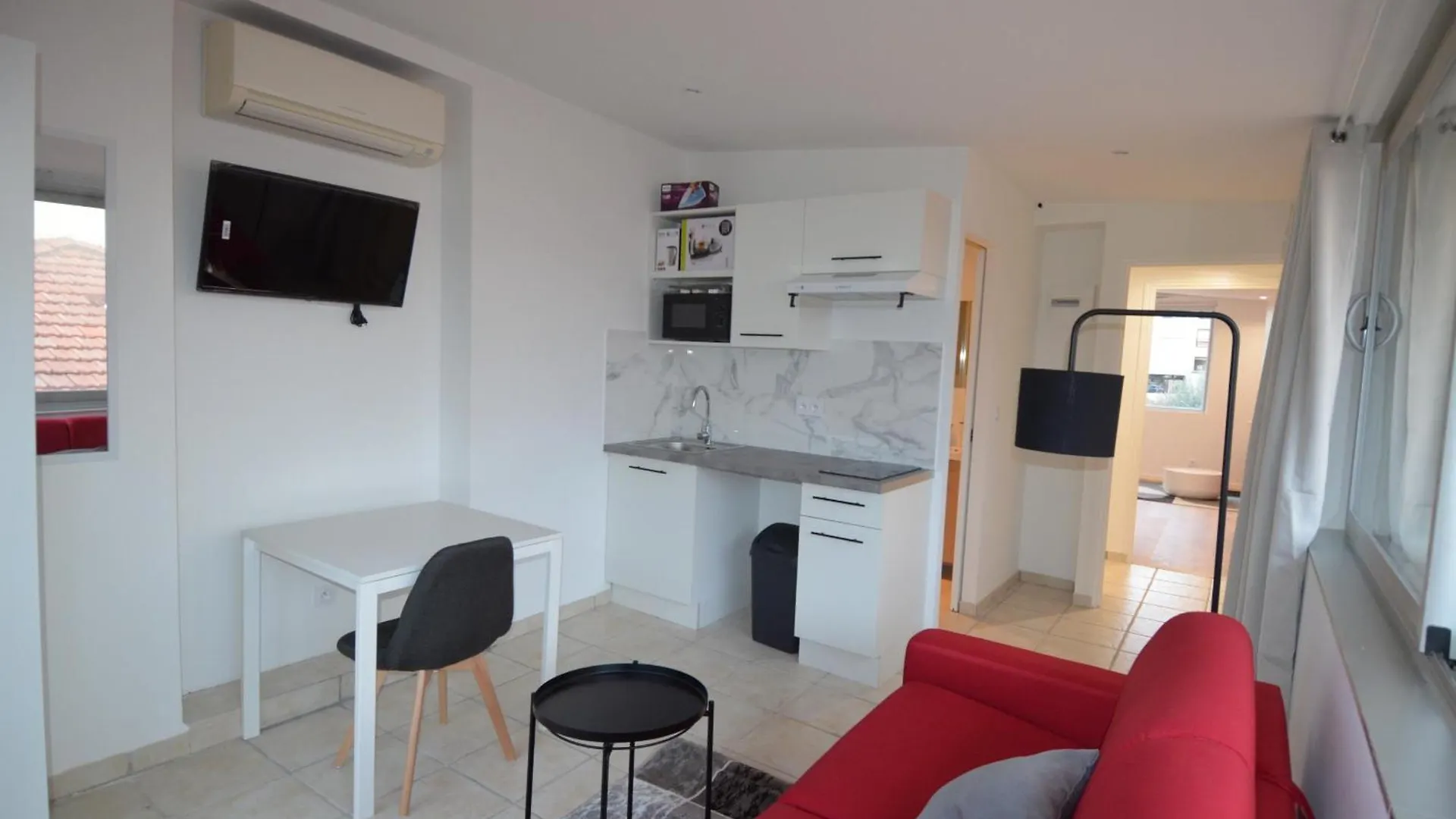 Studio Cassin - Next To Tramway Line 2 Near Airport Nice